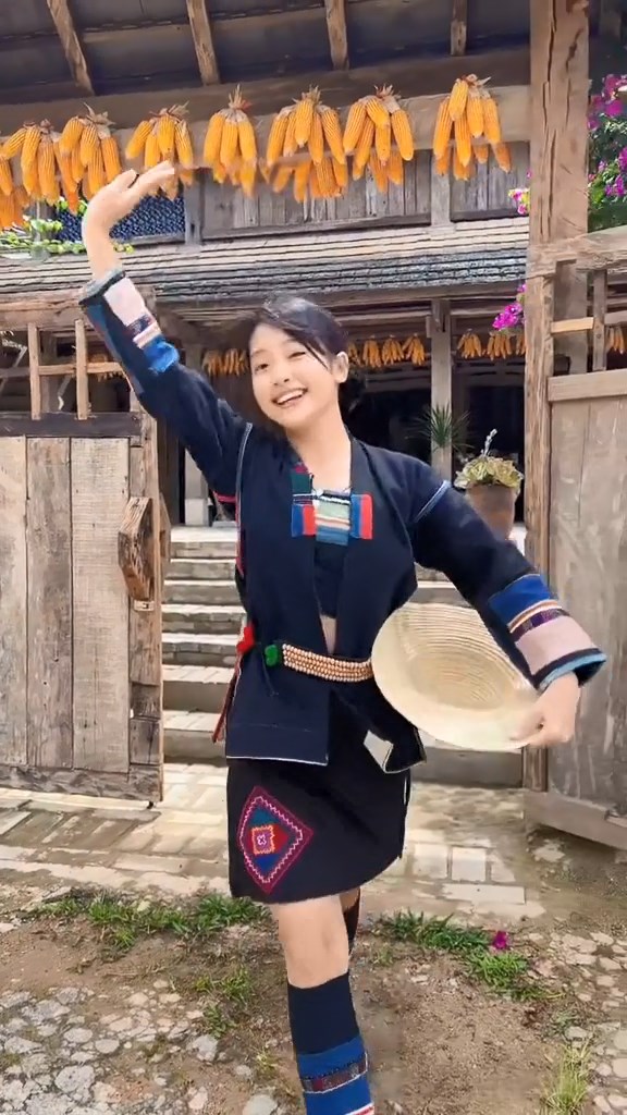 น้องมี่